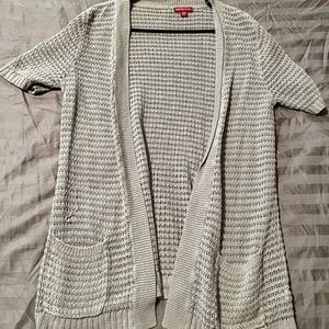 Medium short sleeve cardigan